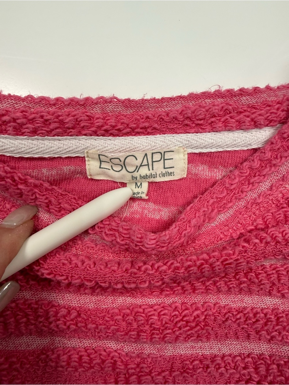 Escape 100% Cotton Fuchsia Textured Knit Pullover - Picture 5 of 7